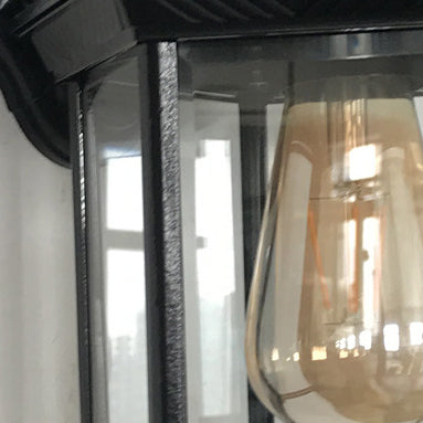 Tradisjonell Vintage Hexagonal Slott Aluminiums Glass 1-Lys Utendørs Vegglys Lampe For Hage | Skanto