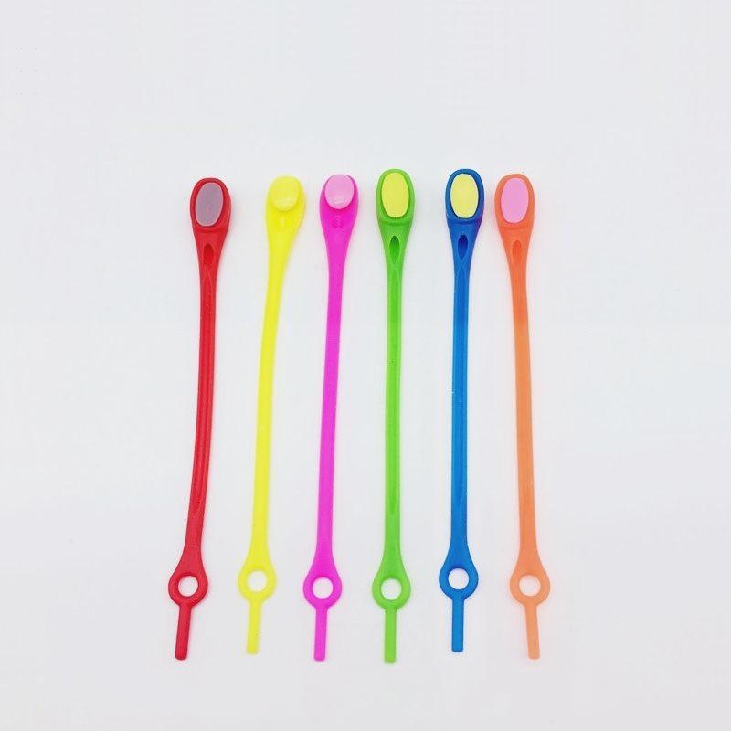 Skanto | Enkle Skolisser (én størrelse passer alle 12 PCS SET)