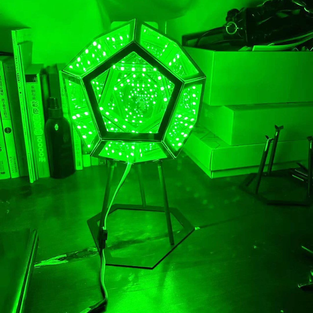 Skanto | Infinity Dodecahedron LED Nattlys Kunst Bordlampe
