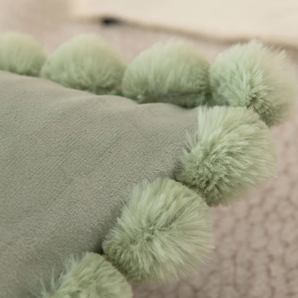 Skanto | Fløyel Pom-Pom Trim Putetrekk
