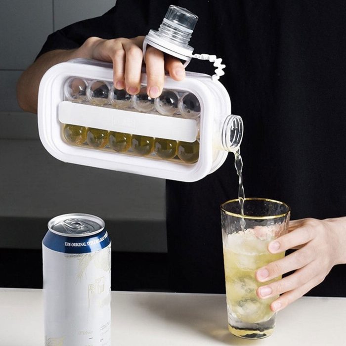 Plassbesparende isbitmaker for forfriskende delikatesser hjemme | Skanto