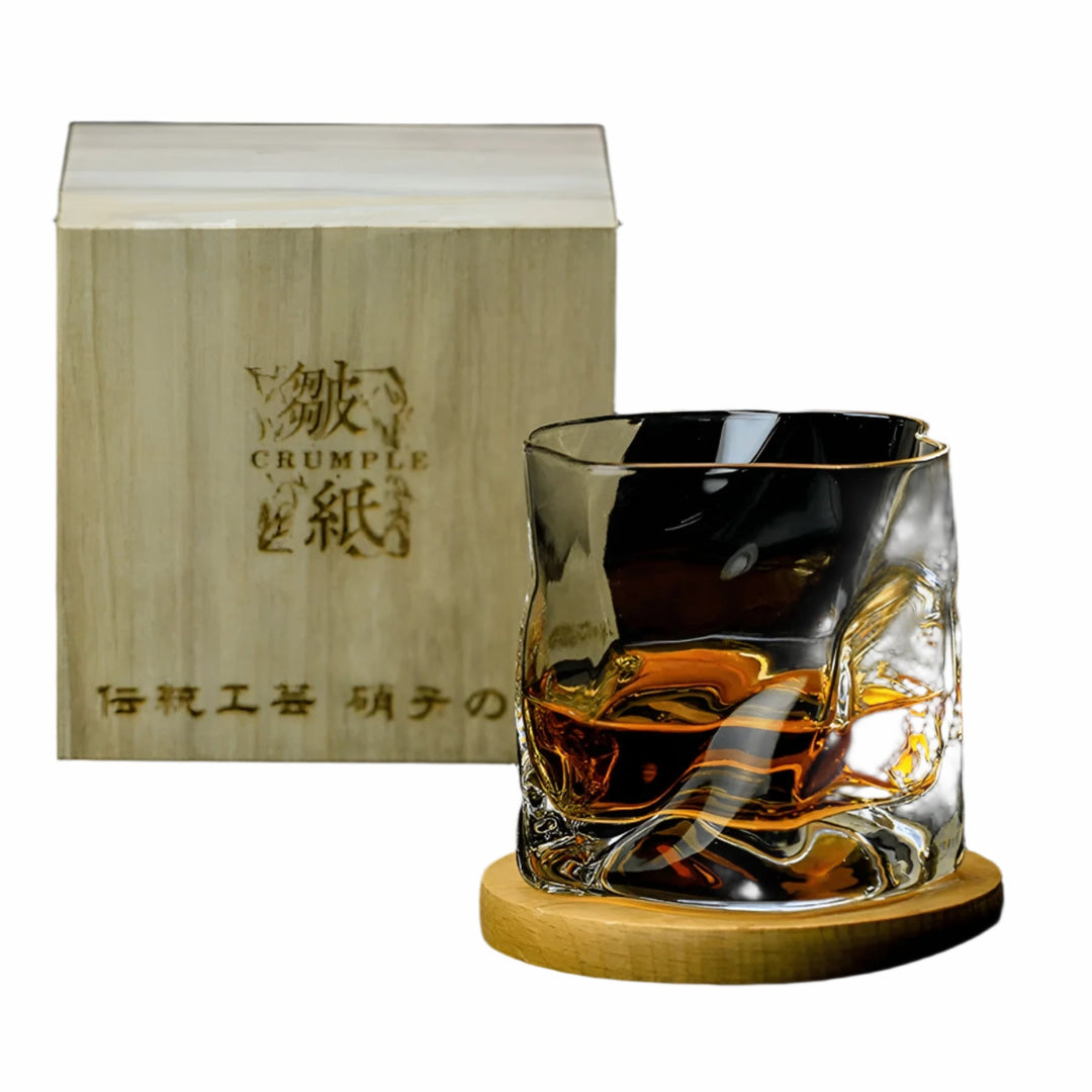 Whiskeyglass i Edo Kiriko stil – Håndskåret med unik krøll design | Skanto