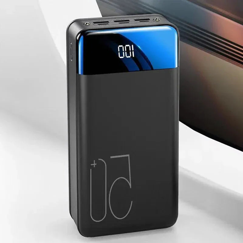Skanto | PowerMax 50000 mAh Powerbank – Kraftig Lader for Ubegrenset Tilkobling