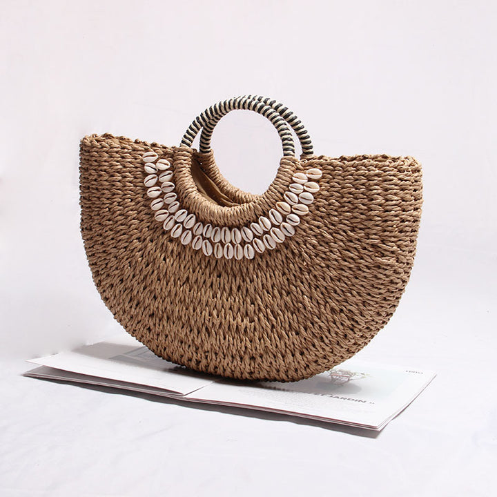 Elegant basket bag with shell decor Skanto