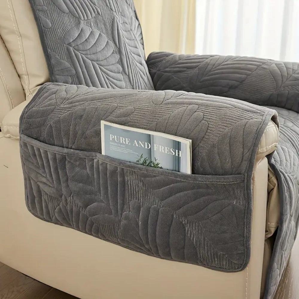 Skanto | Verdant Leaf Pattern Recliner Cover