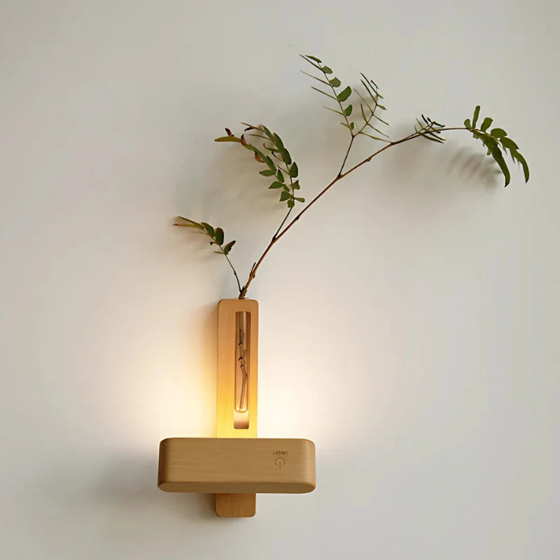 Skanto | EasyStick Vase Vegglampe