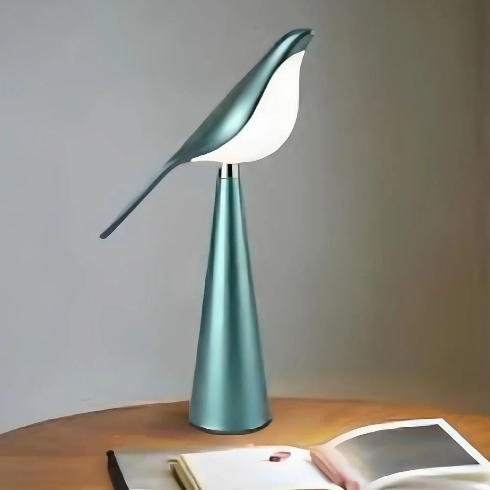 Skanto | Serene Magpie Light