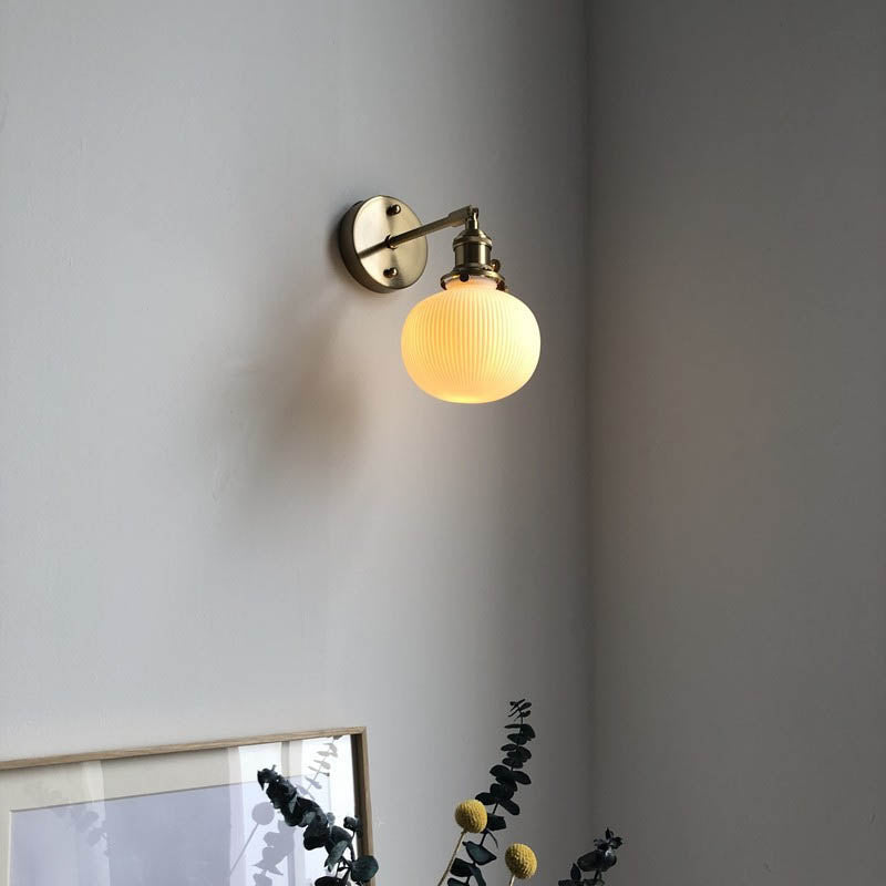 Skanto | Japansk Retro Minimalistisk Sylinder Oval Messing Lucite 1-Lys Vegglampe