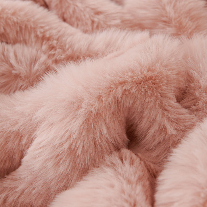 Luksus Ripple Faux Fur Sofa Deksel - Moderne, Stilig & Holdbar Sofa Beskyttelse | Skanto