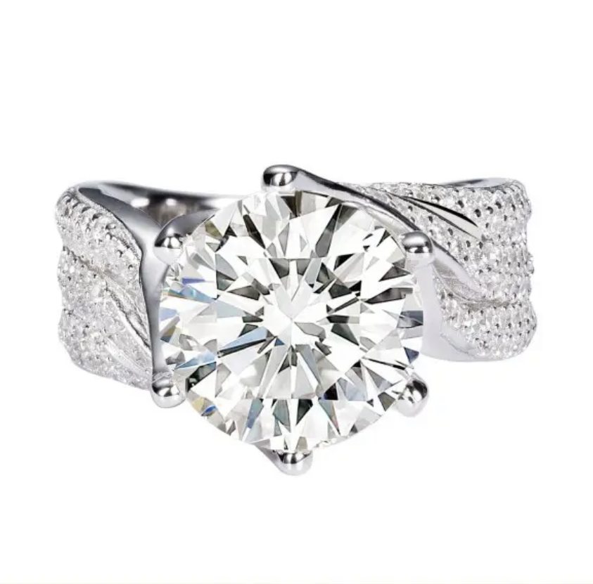 Skanto | 3-karats Super Flash Moissanite Ring