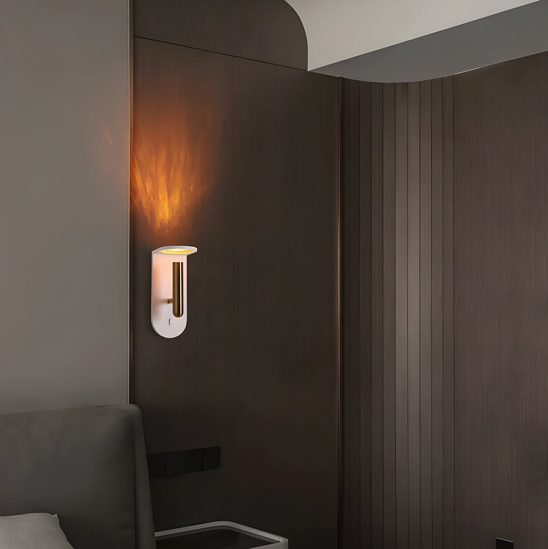 Justerbar nordisk LED-vegglampe med flammeeffekt Skanto