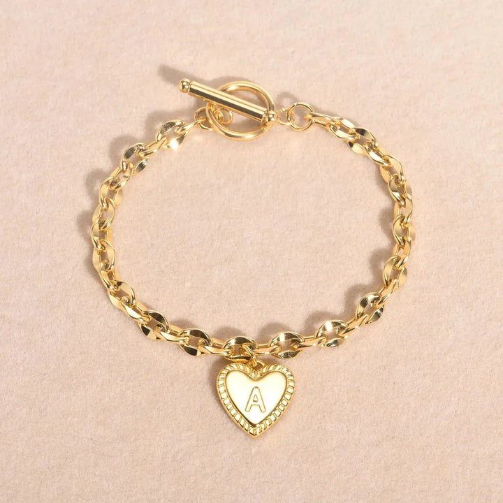 Skanto | 14k Delikat Hjerte Graverte Bokstav Initial Armbånd