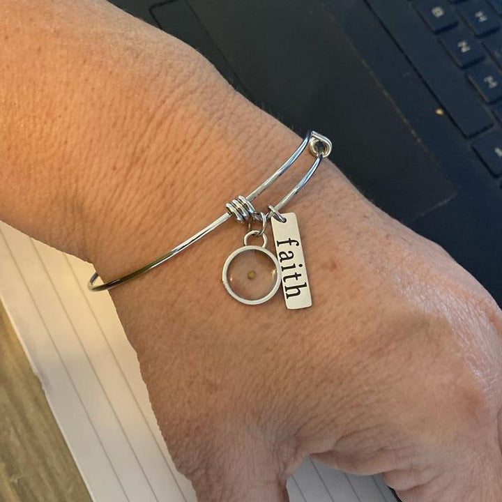 Skanto | Justerbar Sennepsfrøarmbånd