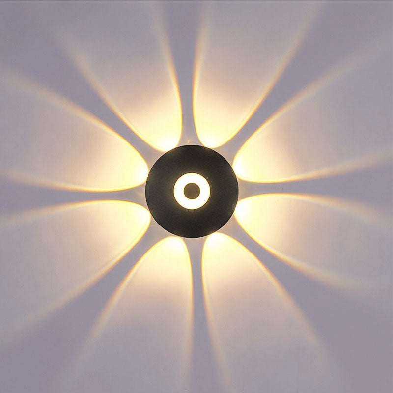 Moderne skandinavisk LED-vegglampe med rund aluminiumsskjerm til terrassen