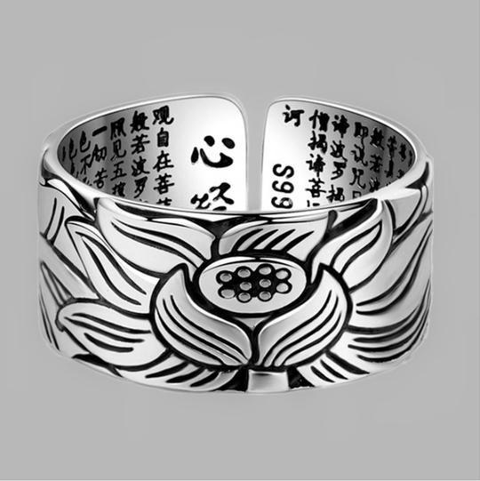 Skanto | Positive Thoughts Lotus Pattern Ring