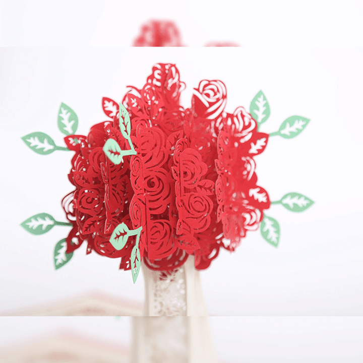 Skanto | Romantisk Rosebukett Pop-Up Kort
