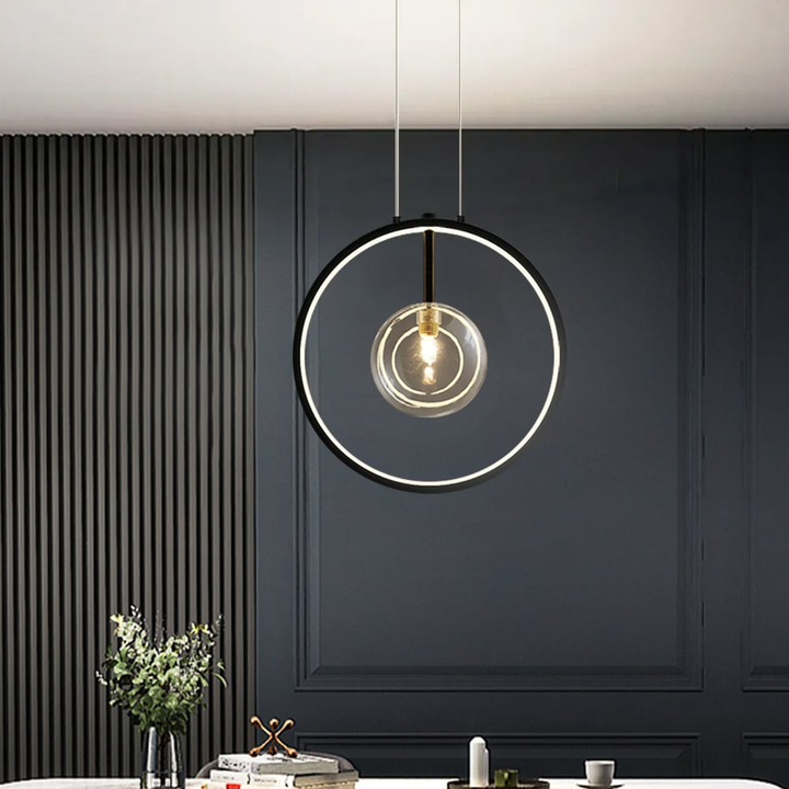 Skanto | LumoGlobe – Minimalistisk svart pendellampe med glass LED-globe