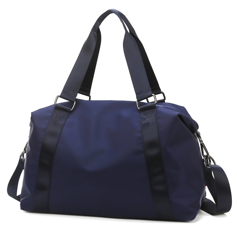 Sporty Duffel Bag with Durable and Water-Repellent Material Skanto