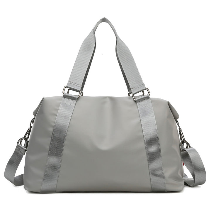 Sporty Duffel Bag with Durable and Water-Repellent Material Skanto