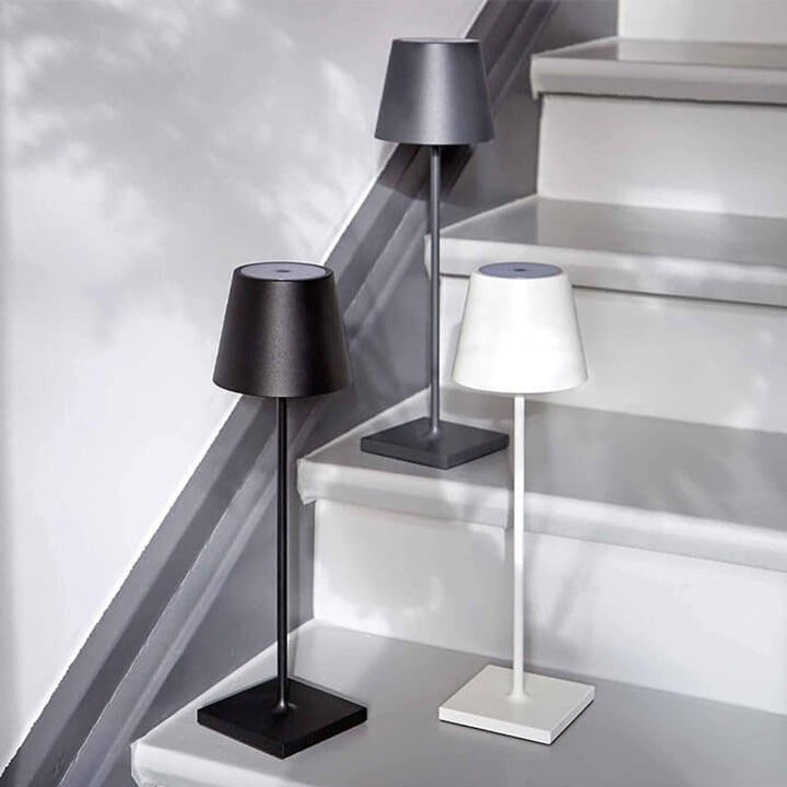 Moderne Oppladbar LED Trådløs Bordlampe | Skanto
