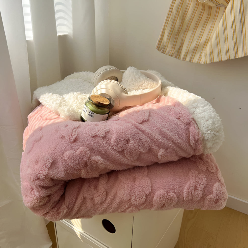 Norvo | Lunavie Kosepledd | Sky Myk Sherpa Fleece | For Årsrunde Komfort | Stilrent Design