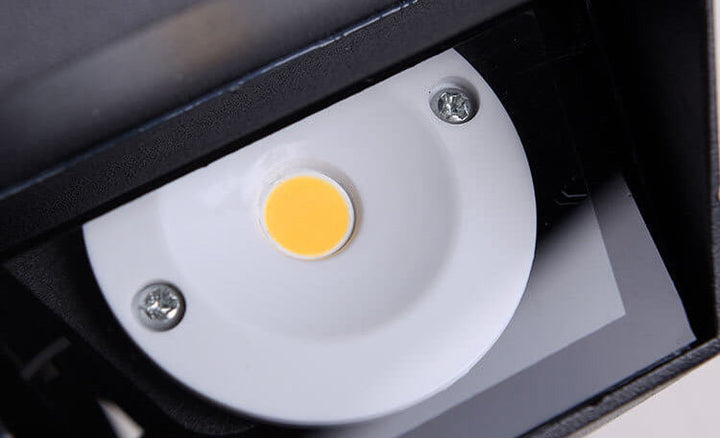 Moderne Kreativ Trapezform Opp og Ned Opplyst LED Utendørs Vegglampe | Skanto