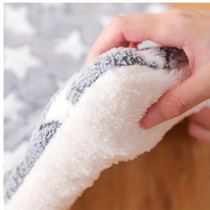 Skanto | Snuggly Star Ultra-Varm Katt- og Hundeseng