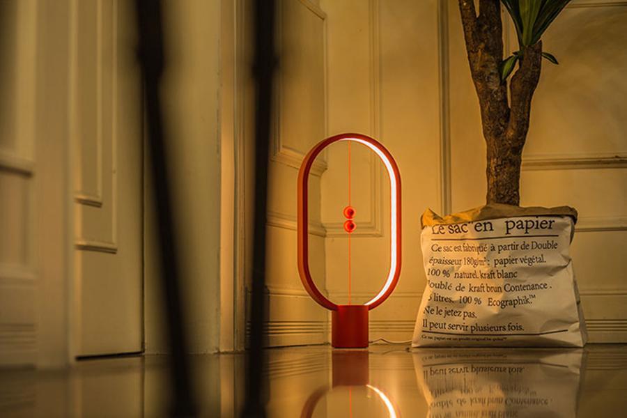 Tao - Moderne nordisk magnetisk balanse LED-lampe | Skanto