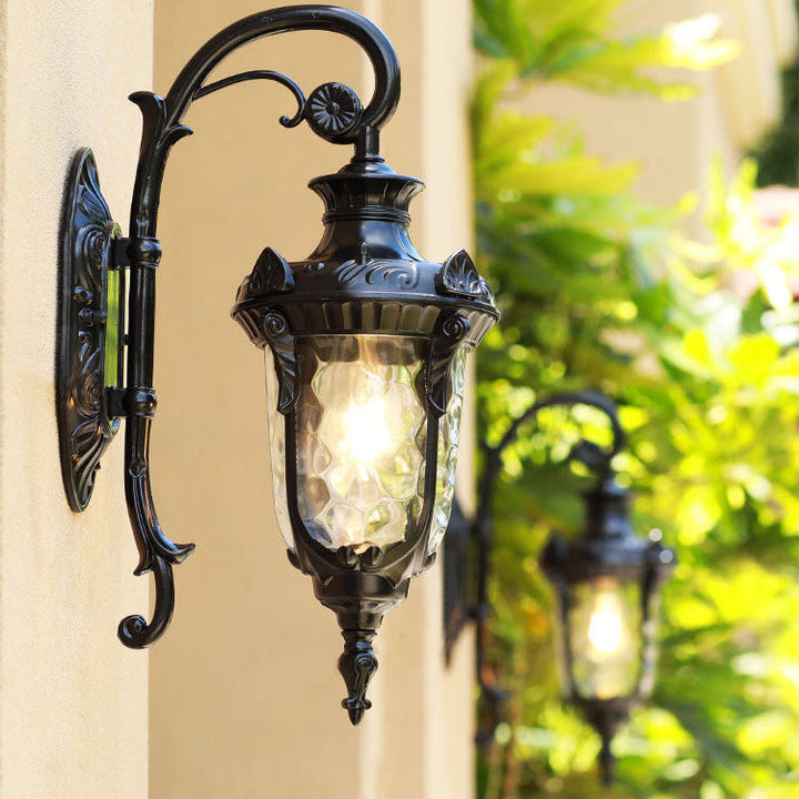 Tradisjonell europeisk sylinderlanterne aluminium glass 1-lys utendørs veggmontert lampe for utendørs patio | Skanto