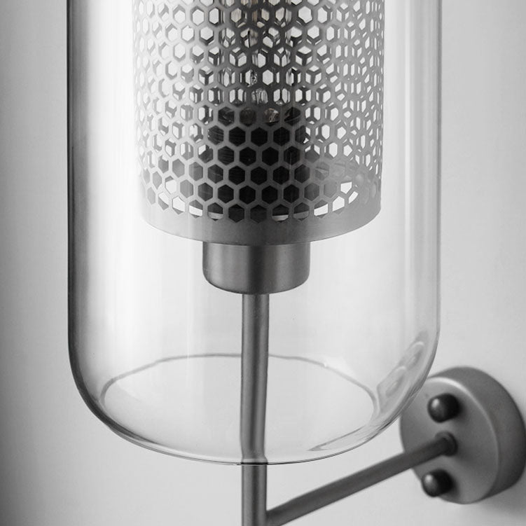 Norvo Industriell Vegglampe | Sylinderformet Glasskjerm | Jernramme | Dekor for Soverom og Stuer