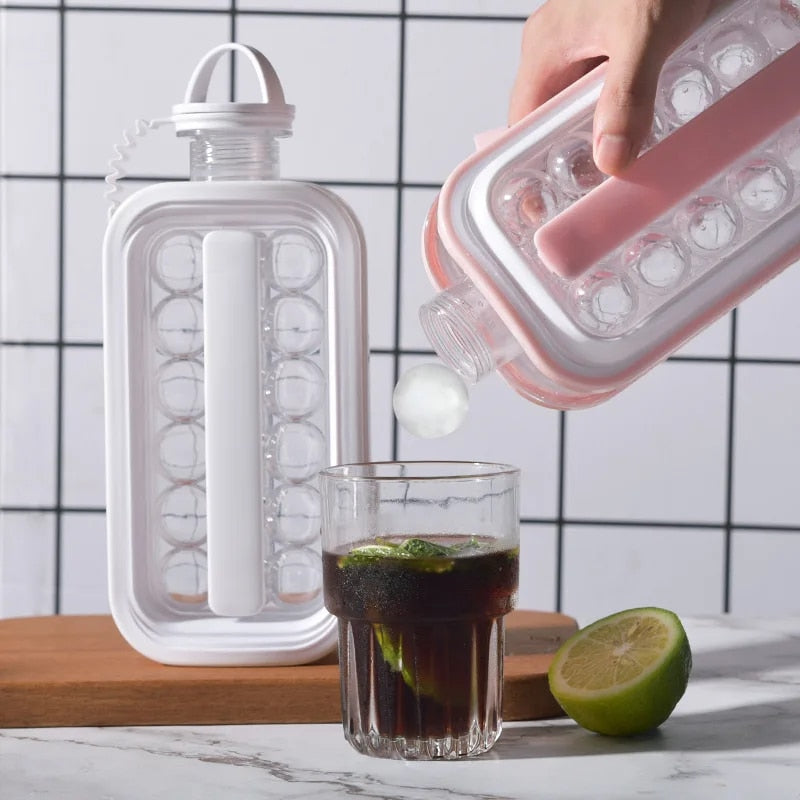Plassbesparende isbitmaker for forfriskende delikatesser hjemme | Skanto