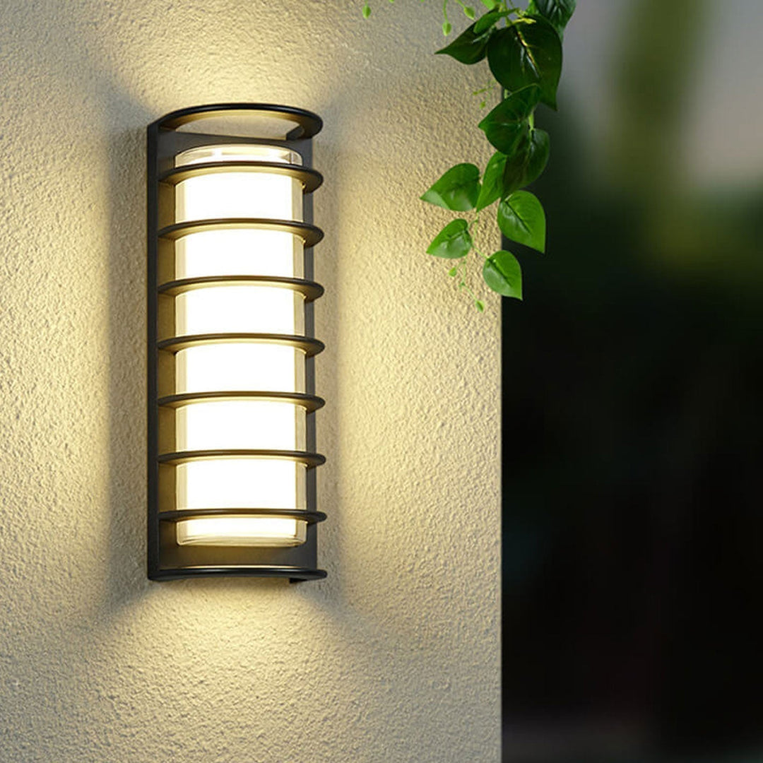 Moderne, vanntett LED-hagevegglampe for montering på mast