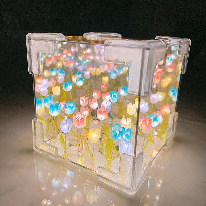 Blossom Box | Magisk Tulip Light | Skanto