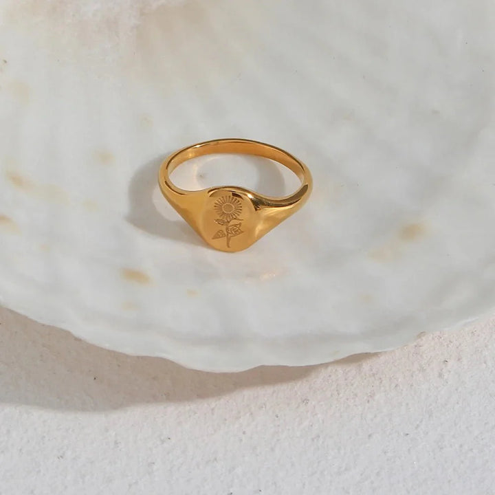 Skanto | 18k Dainty Floral Signetringer