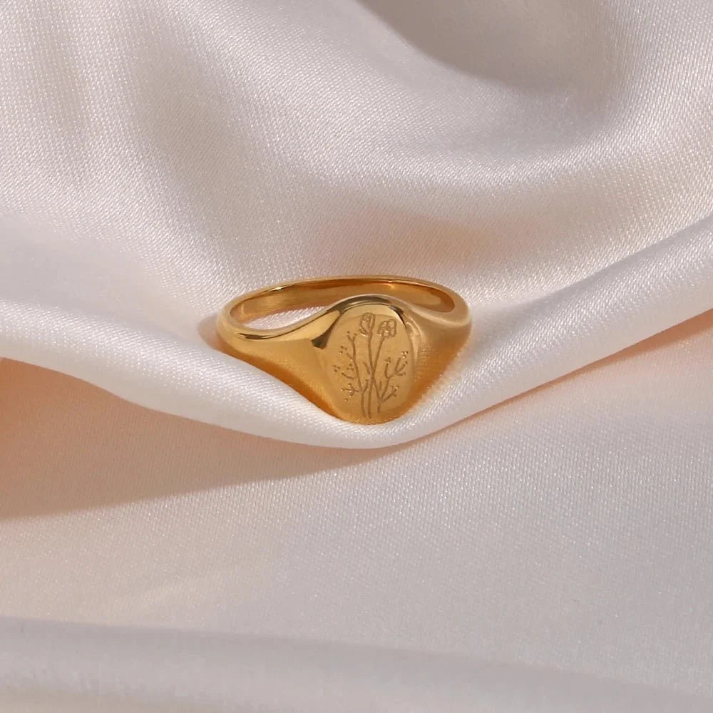 Skanto | 18k Dainty Floral Signetringer