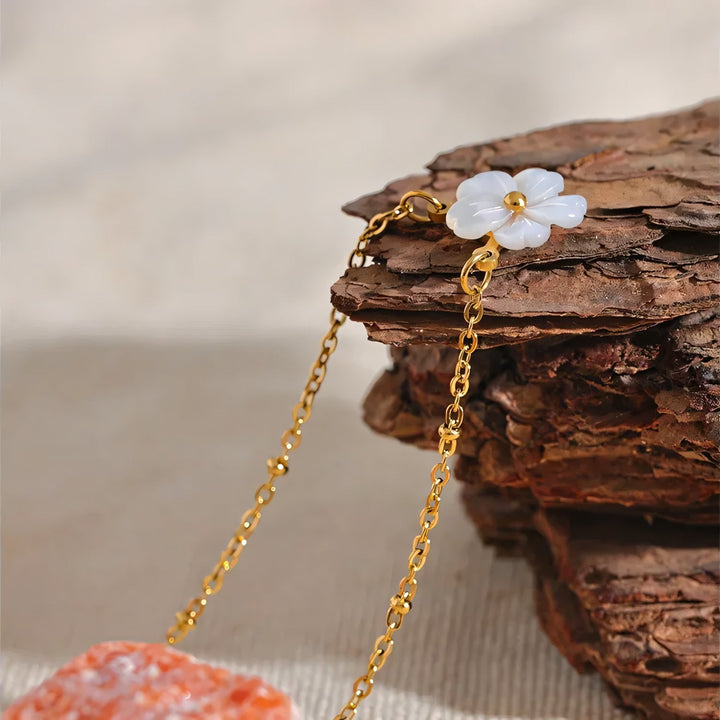 Skanto | 18k Delikat Hvit Blomster Halskjede