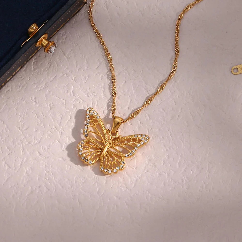 Skanto | 18k Diamant Accentuerte Sommerfuglhalskjede