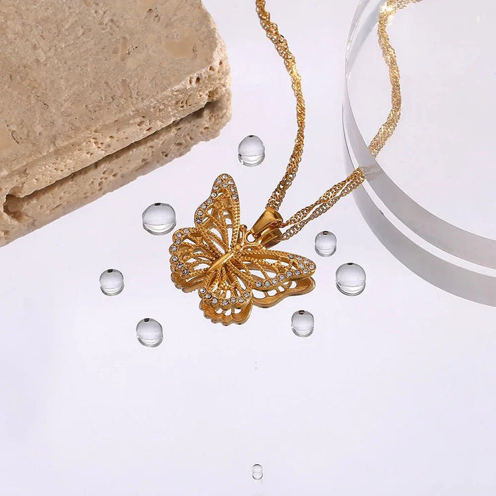 Skanto | 18k Diamant Accentuerte Sommerfuglhalskjede