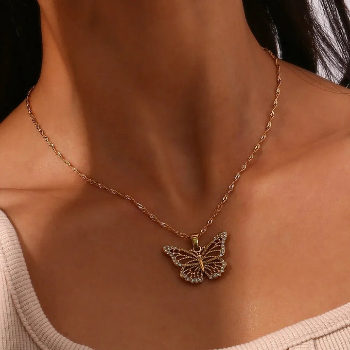 Skanto | 18k Diamant Accentuerte Sommerfuglhalskjede