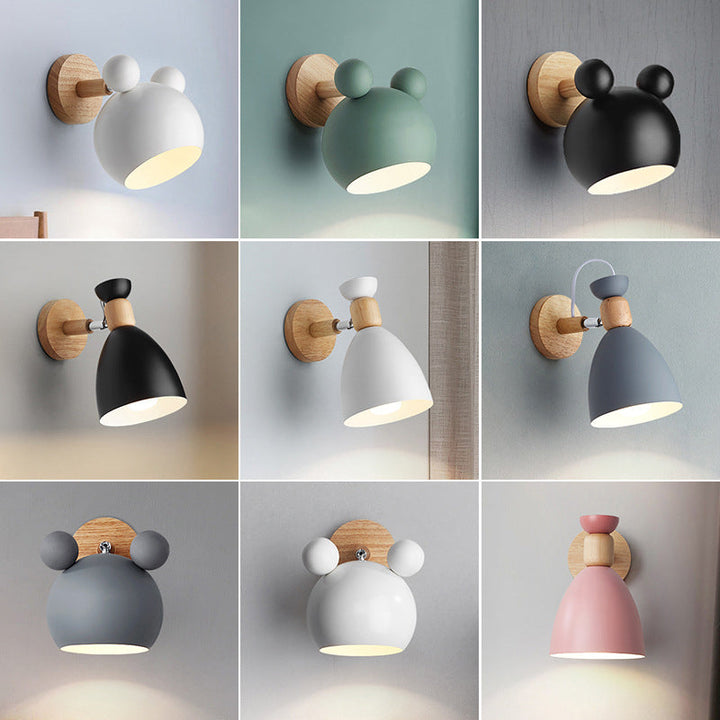 Bjørn/Bjelle Rotating Veggmontert Lampe Macaron Iron 1-Hode Sengelesing Vegglampe i Hvit/Rosa/Grønn og Tre | Skanto