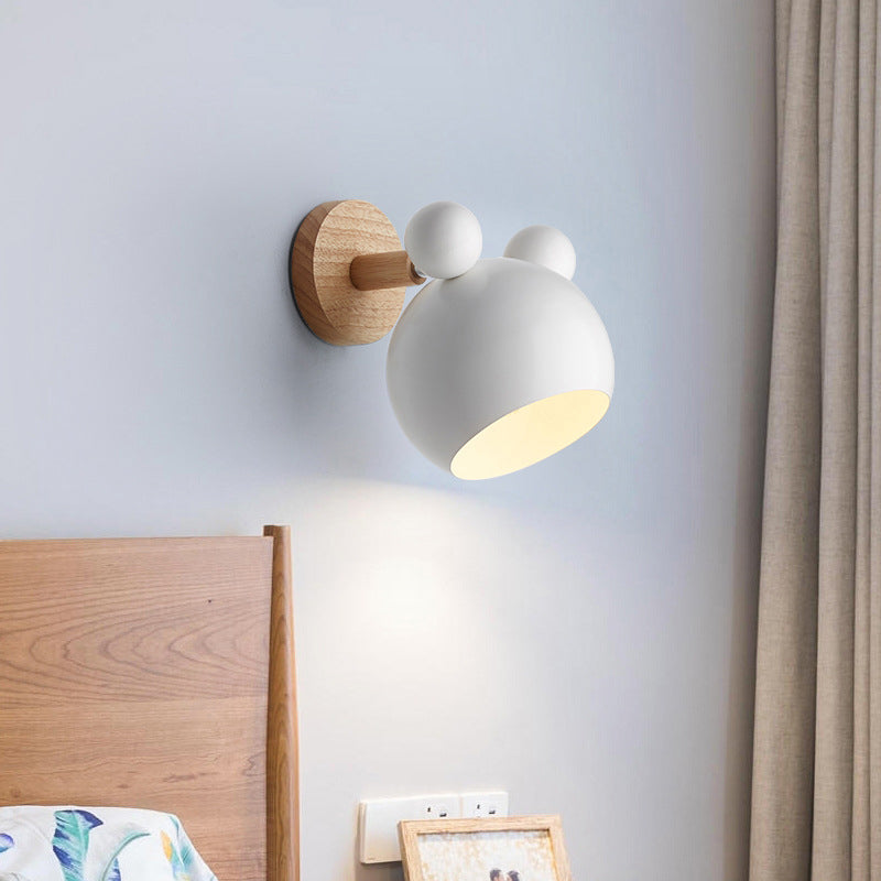 Bjørn/Bjelle Rotating Veggmontert Lampe Macaron Iron 1-Hode Sengelesing Vegglampe i Hvit/Rosa/Grønn og Tre | Skanto