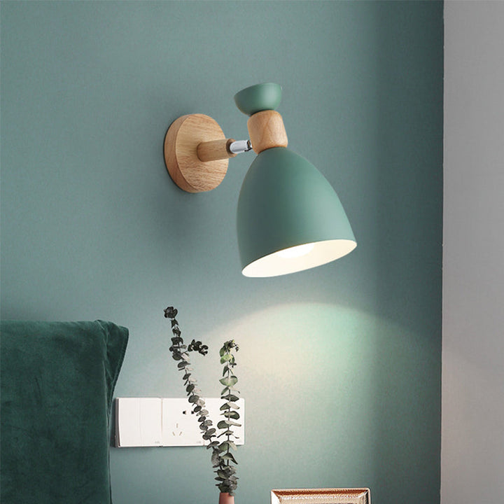 Bjørn/Bjelle Rotating Veggmontert Lampe Macaron Iron 1-Hode Sengelesing Vegglampe i Hvit/Rosa/Grønn og Tre | Skanto