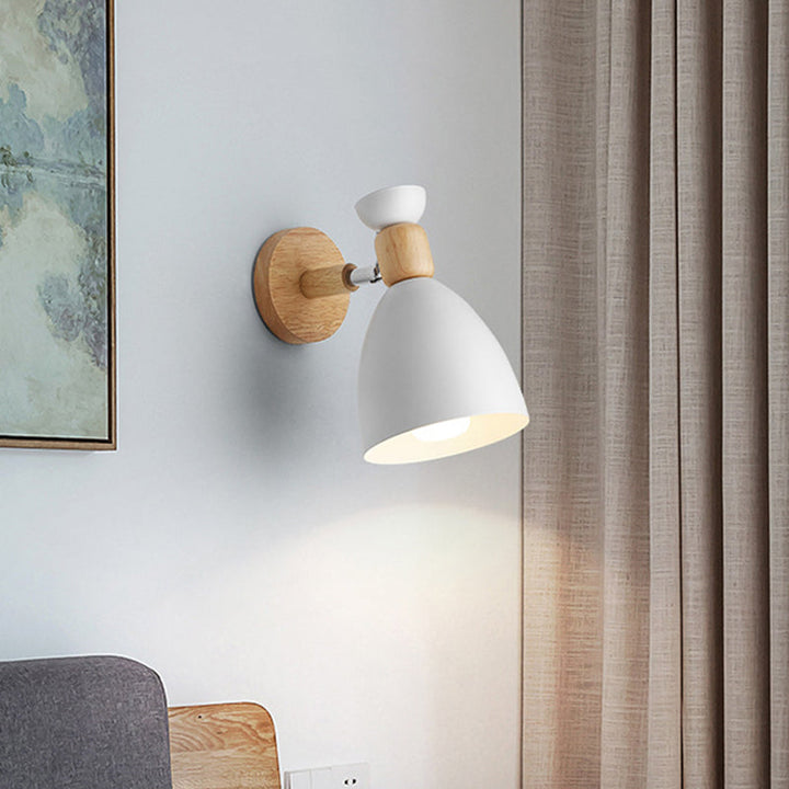 Bjørn/Bjelle Rotating Veggmontert Lampe Macaron Iron 1-Hode Sengelesing Vegglampe i Hvit/Rosa/Grønn og Tre | Skanto