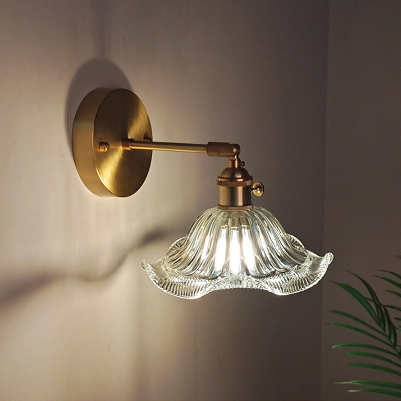 Jern Messing Finish Vegg Leselampe Svingarm 1-Lys Industriell Veggmontert Lampe med Blomst/Skål Klar Glass Skjerm | Skanto
