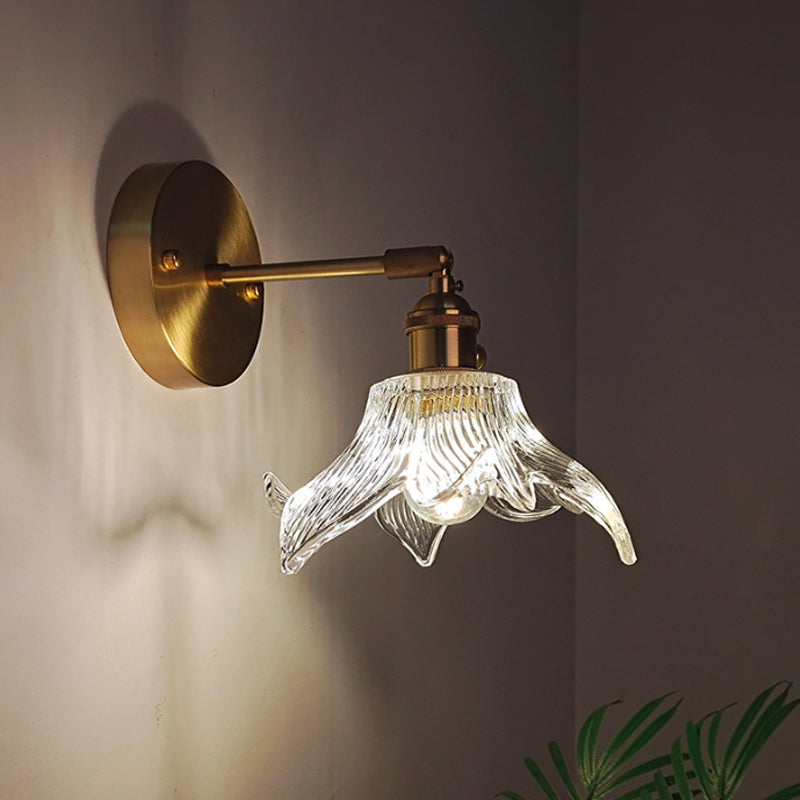 Jern Messing Finish Vegg Leselampe Svingarm 1-Lys Industriell Veggmontert Lampe med Blomst/Skål Klar Glass Skjerm | Skanto
