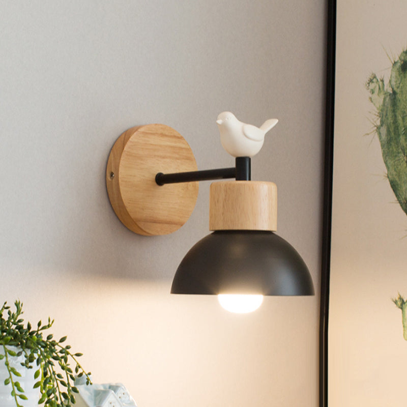 Skanto | NordicDome - Metall og Tre Vegglampe med Fugl til Barnerommet