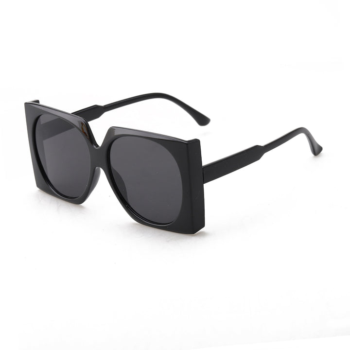 Dame Oversized solbriller i elegant ramme Skanto