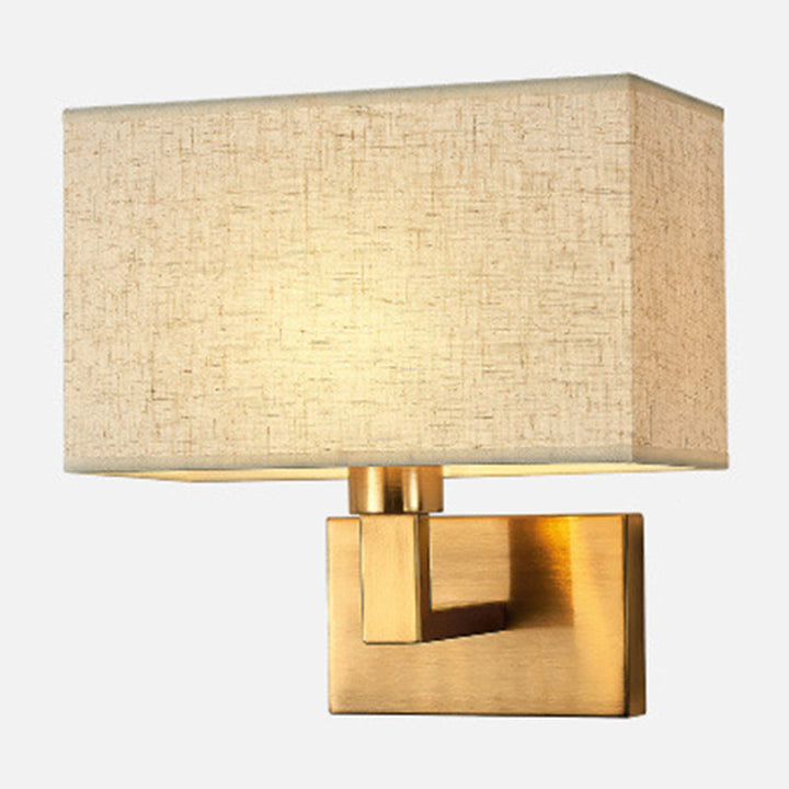 Postmodern Cuboid Vegglampe Stoff 1-Lys Sengelampe Lesevegglys i Hvit/Beige/Brown med Svart/Gull Arm | Skanto