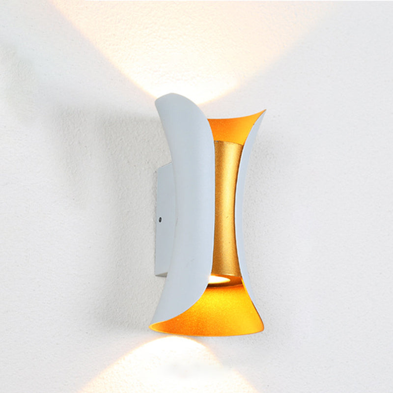 Liten/Stort Flared LED Vegglampe Moderne Metall 2 Lyspærer Svart/Hvit/Hvit-Gull Opp Ned Lys for Terrasse | Skanto