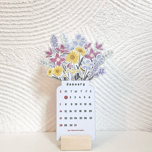 2024 Bloomy Flowers skrivebordskalender | Skanto